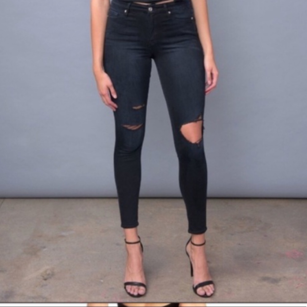 Good American Jeans - Good Legs Distressed - 4/27